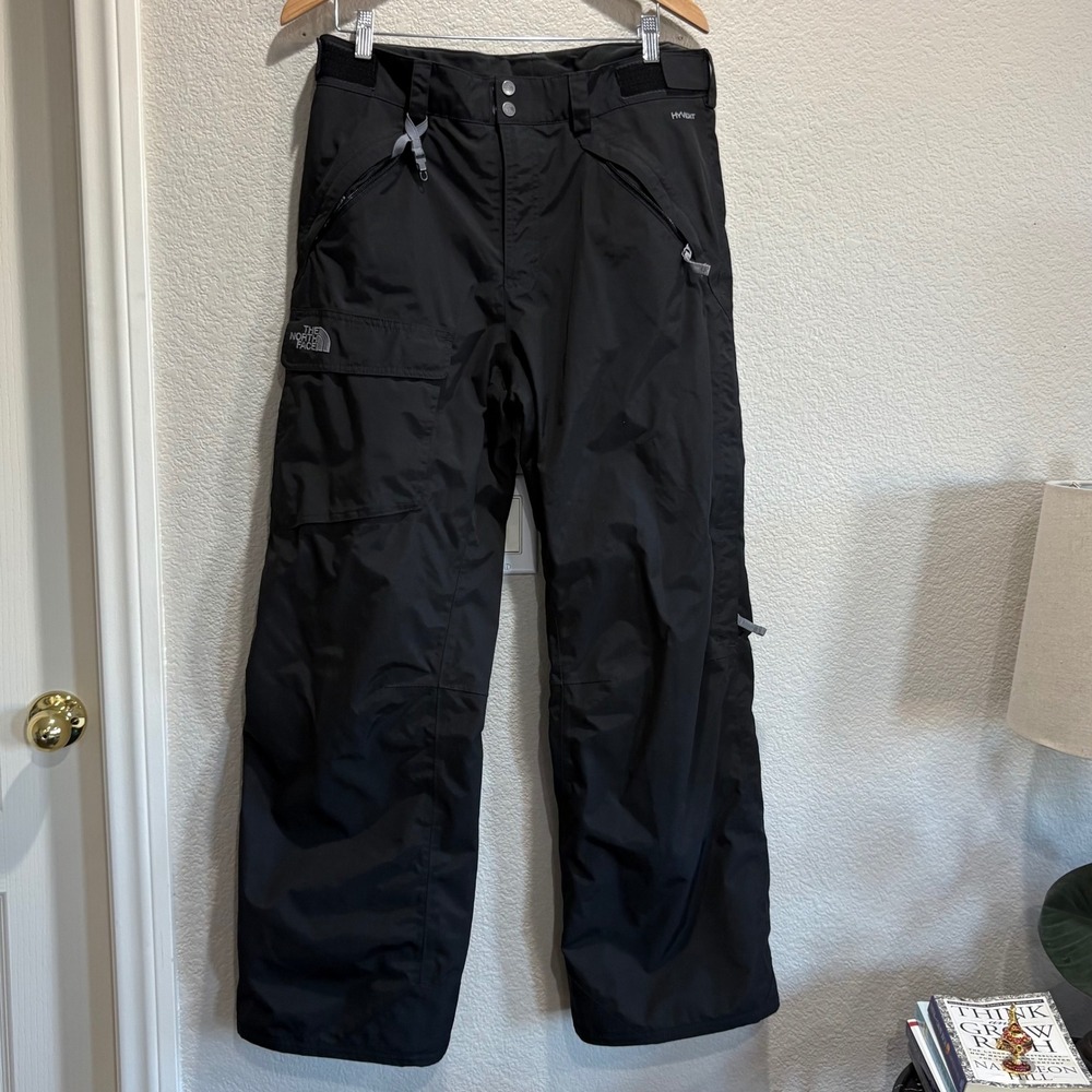 The North Face HyVent Mens Medium Black Ski Snowboard Pants Waterproof Cargo